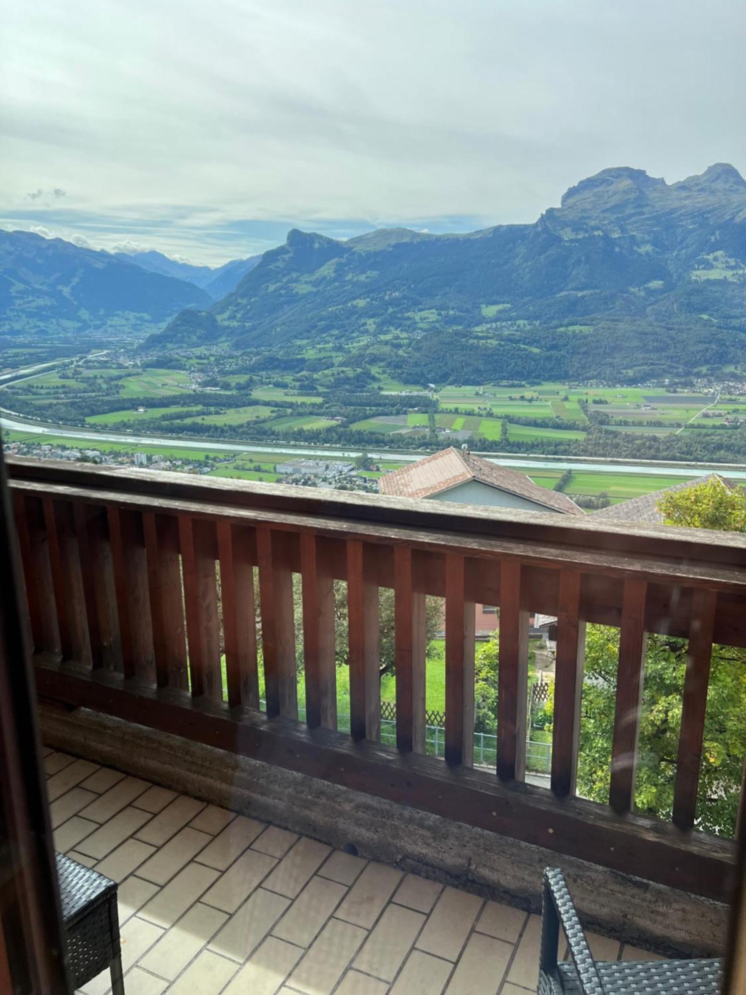 Hotel Restaurant Kulm Triesenberg Екстериор снимка